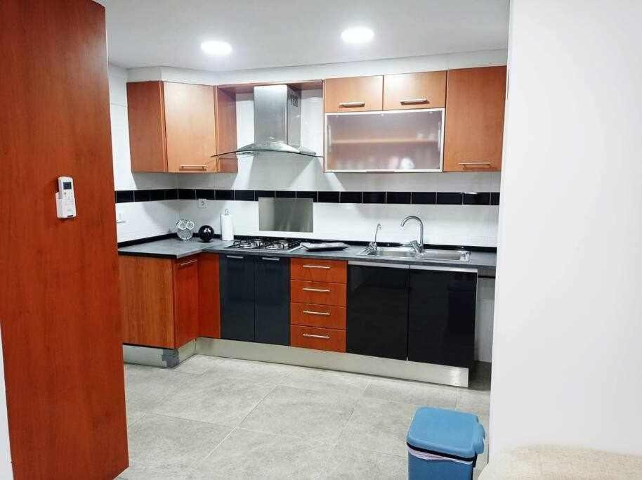 Apartamentos Full Equipped Elche Eksteriør bilde